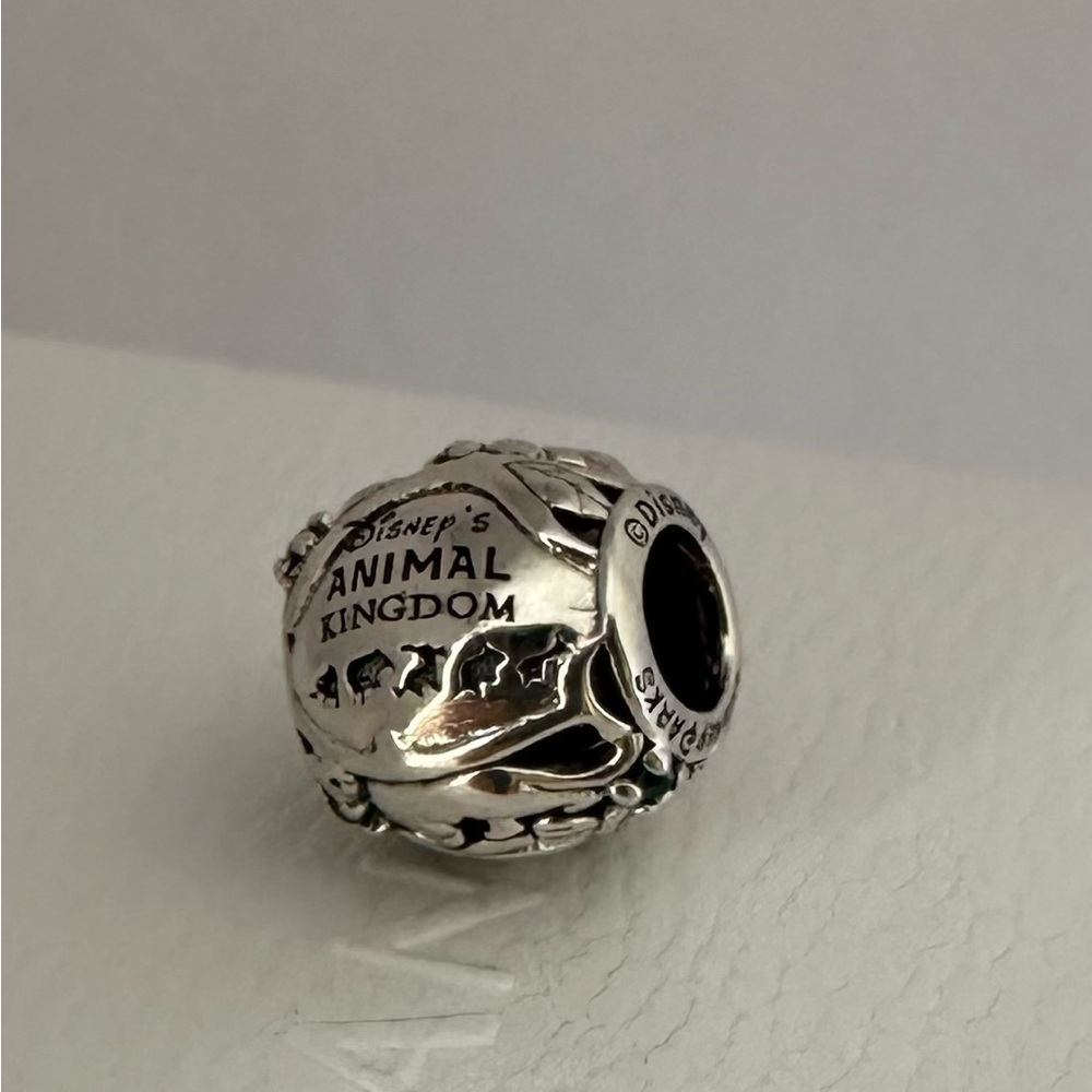 Pandora Disney Animal Kingdom Silver Charm with gift box